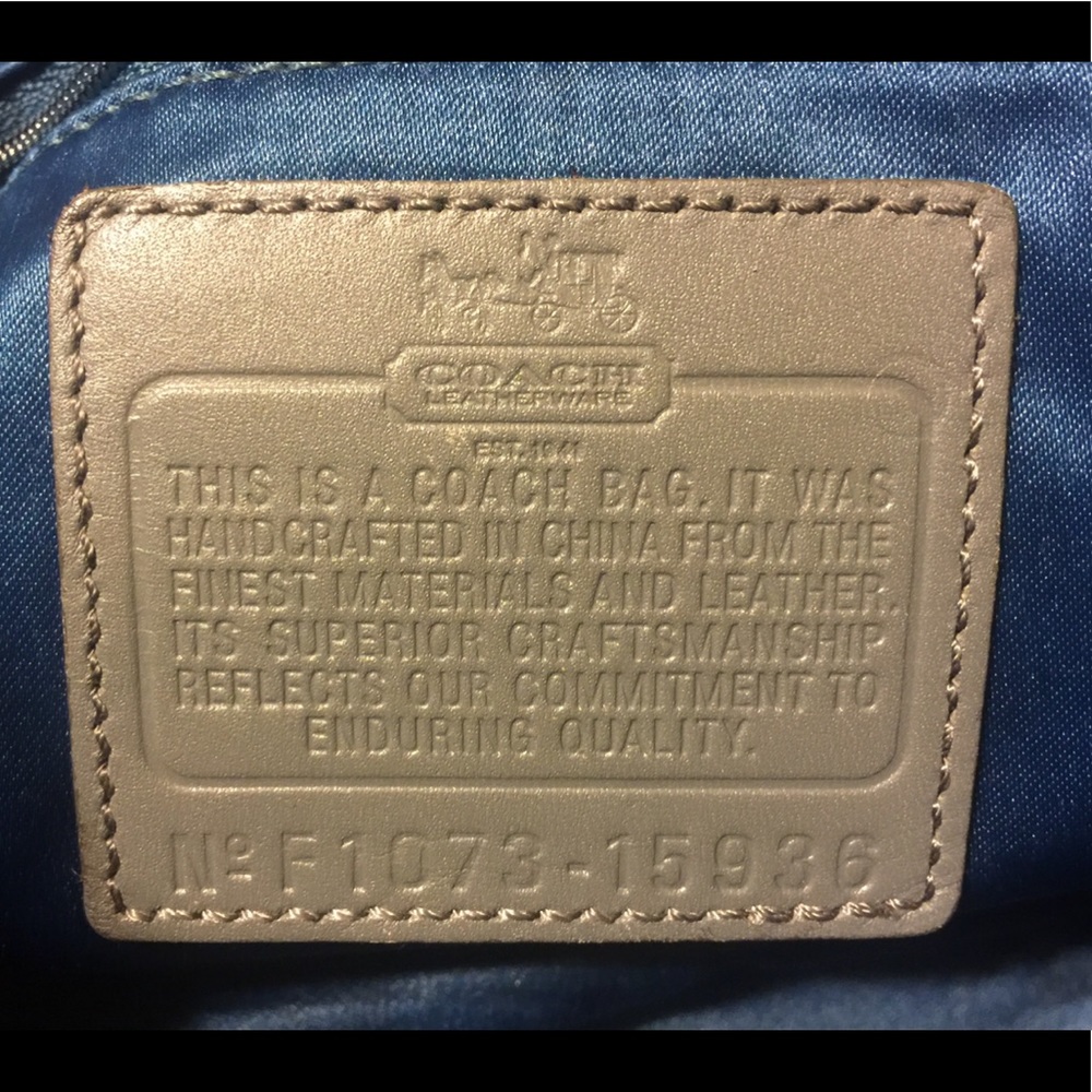 Coach handbag - Picture 2 of 2